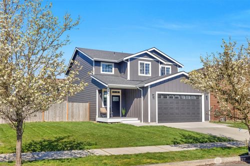 6945 282nd Pl Nw, Stanwood, WA, 98292-8127 | Card Image