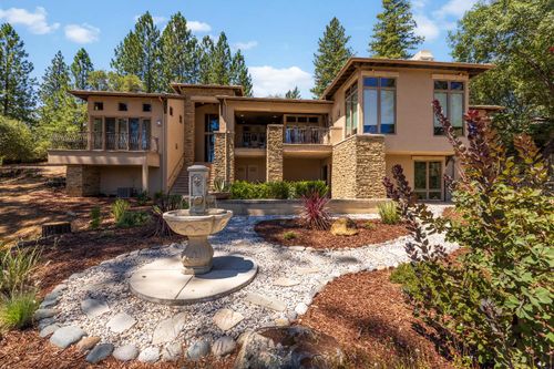 17045 Winchester Club Dr, Meadow Vista, CA, 95722-9350 | Card Image