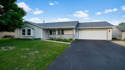 10129 Asbury Ln, Machesney Park, IL, 61115-8000 | Card Image