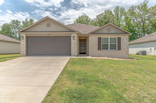 805 Elizabeth Ln, Jonesboro, AR, 72405-9412 | Card Image