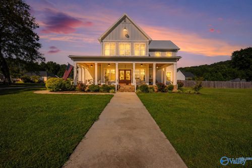 128 Carlton Rd, Scottsboro, AL, 35769-9100 | Card Image