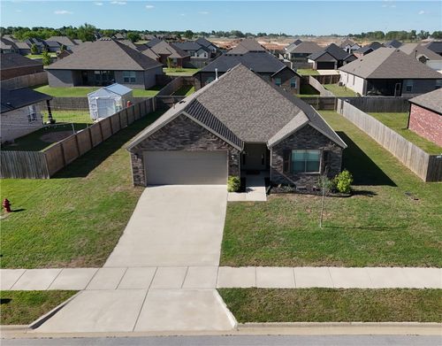 270 Idaho Ave, Farmington, AR, 72730-3173 | Card Image