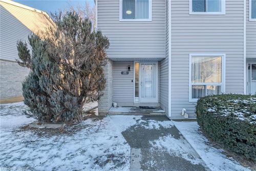 25-490 Grey St, Brantford, ON, N3S7S6 | Card Image