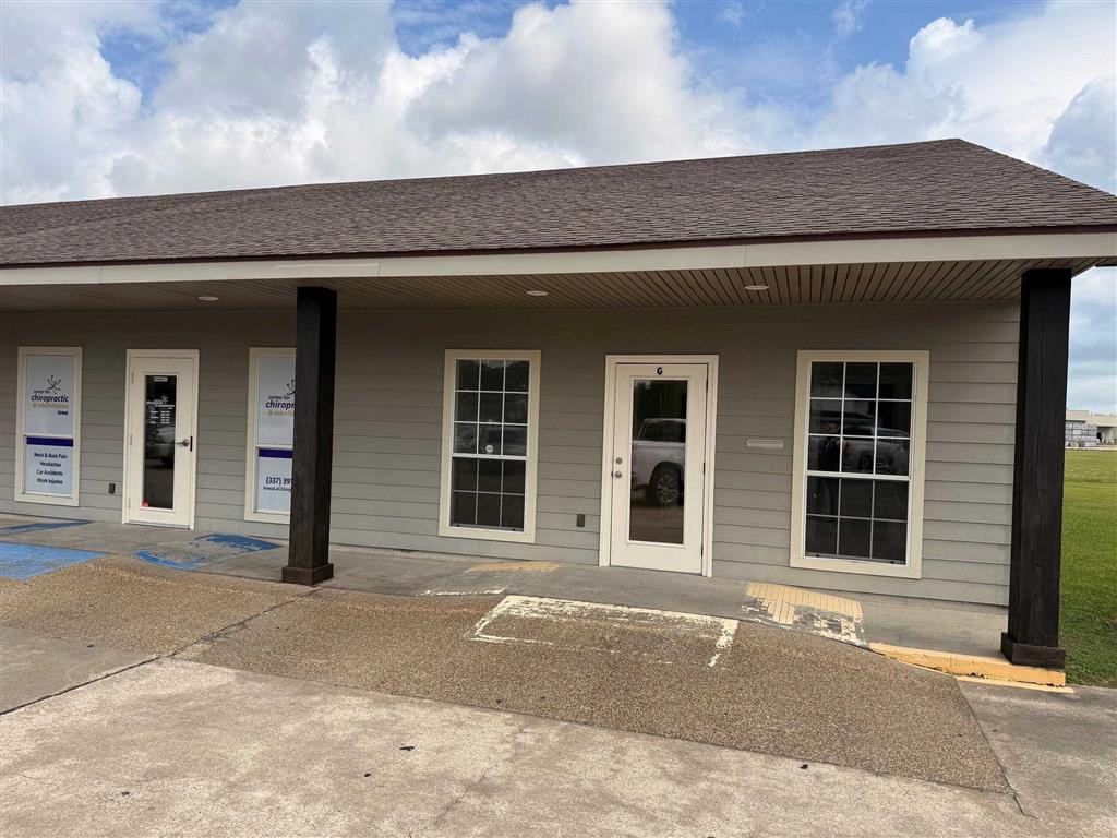 203 E Miller Ave, Iowa, LA 70647