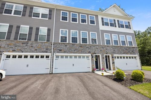 402 Monte Farm Rd, MOUNT LAUREL, NJ, 08054-1451 | Card Image
