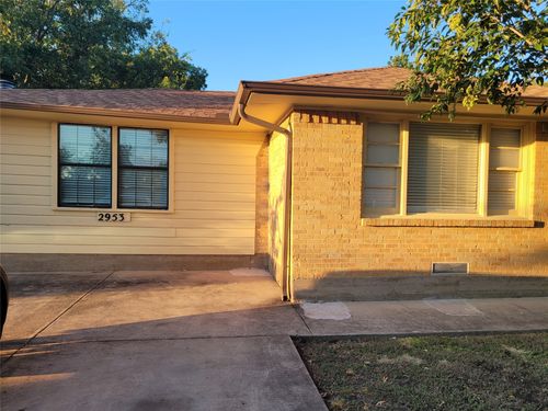 2953 Primrose Ln, Farmers Branch, TX, 75234-6436 | Card Image
