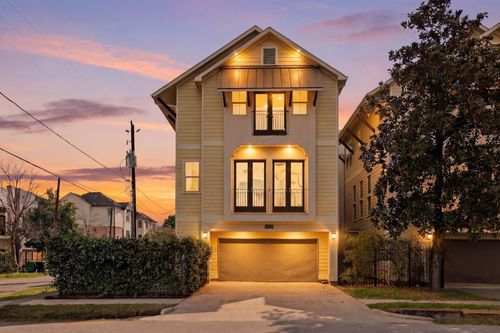 2214 Radcliffe St, Houston, TX, 77007-1812 | Card Image