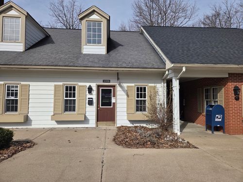 3305 Greenleaf Blvd, Kalamazoo, MI, 49008-2516 | Card Image