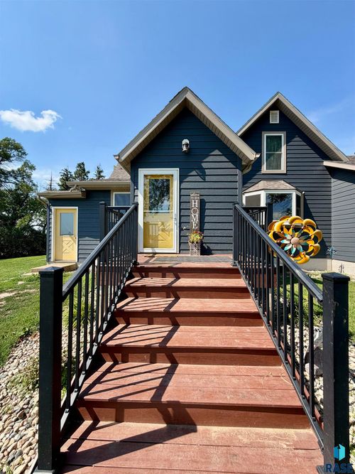 319 60th Ave Avenue, Pipestone, MN, 56156 | Card Image