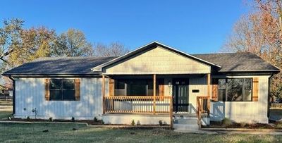 327 N College Street, House other with 3 bedrooms, 2 bathrooms and null parking in Nevada MO | Image 3