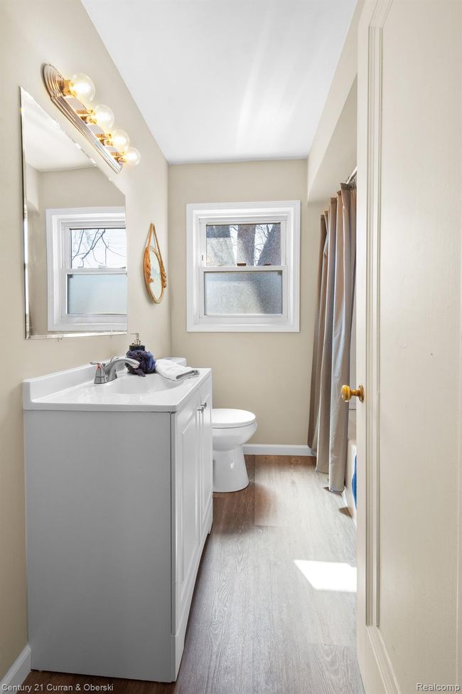 20488 Fleetwood Dr, House other with 4 bedrooms, 2 bathrooms and null parking in Harper Woods MI | Image 16