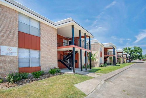 13-3800 E 29th St, Bryan, TX, 77802-3905 | Card Image