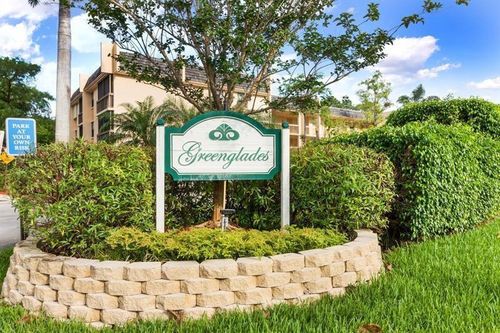 105-8409 Forest Hills Drive, Coral Springs, FL, 33065 | Card Image