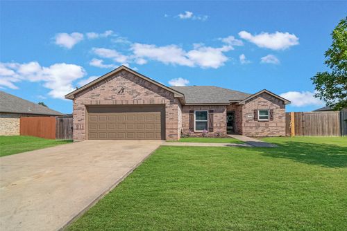 400 Autry Blvd, Gunter, TX, 75058-2118 | Card Image