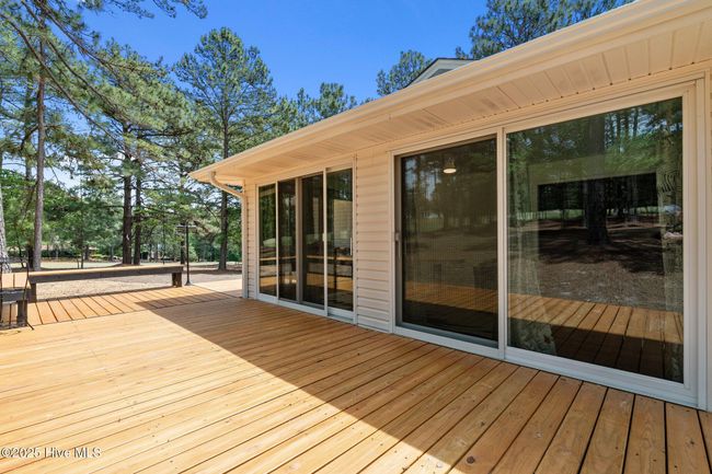 180 Lancashire Ln, House other with 3 bedrooms, 2 bathrooms and 4 parking in West End NC | Image 38