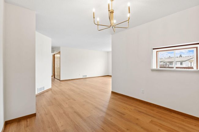 Open floor plan! | Image 12