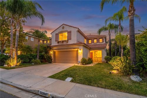32208 Big Oak Ln, Castaic, CA, 91384-4123 | Card Image