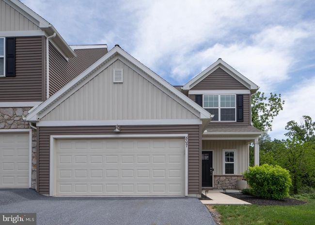807 Anthony Dr, Townhouse with 3 bedrooms, 3 bathrooms and null parking in HARRISBURG PA | Image 44
