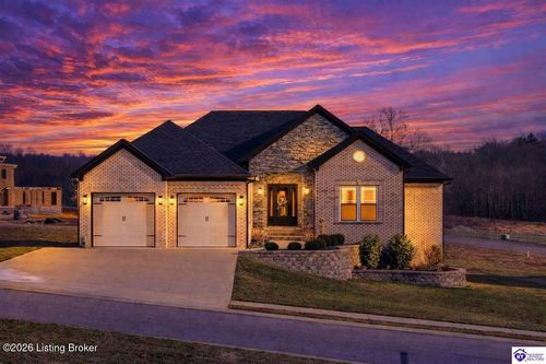 105 Bonfire Ln, Elizabethtown, KY, 42701-5550 | Card Image