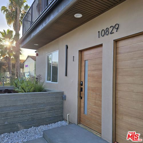 1-10829 Peach Grove Street, North Hollywood, CA, 91601 | Card Image
