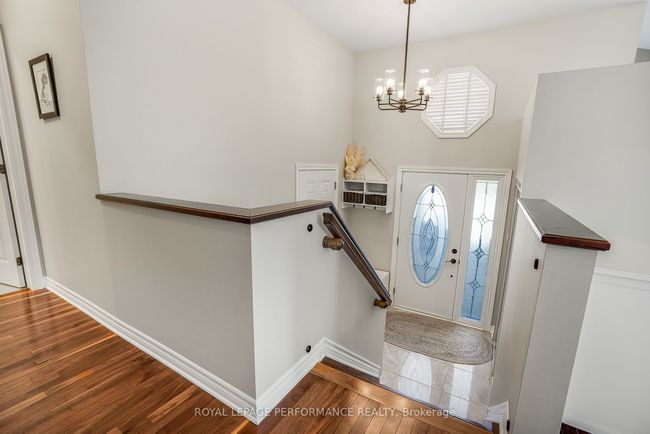 52 St Viateur Cres, House other with 4 bedrooms, 3 bathrooms and 4 parking in Limoges ON | Image 4