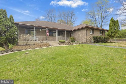 7 Ardmore Ave, TAMAQUA, PA, 18252-4553 | Card Image