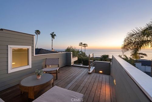 31911 Crestwood Pl, Laguna Beach, CA, 92651-6842 | Card Image