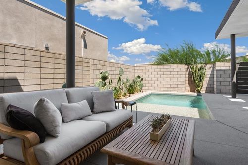 423 Fountain Dr, Palm Springs, CA, 92262-0470 | Card Image
