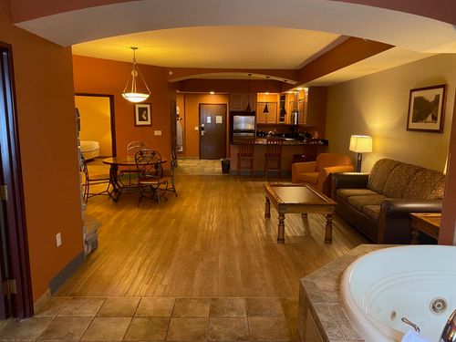 2208-2411 River Rd, Wisconsin Dells, WI, 53965 | Card Image