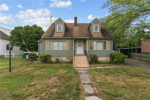 509 W Shore Rd, Warwick, RI, 02889-1380 | Card Image