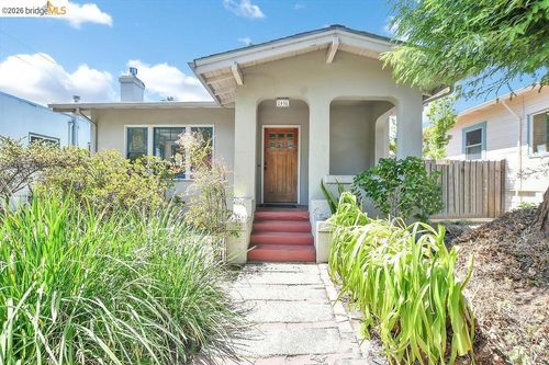 2418 Jefferson Avenue, Berkeley, CA, 94703-1622 | Card Image