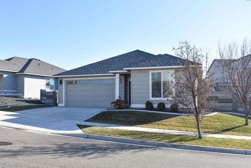 4879 Smitty Dr, Richland, WA, 99352-8007 | Card Image