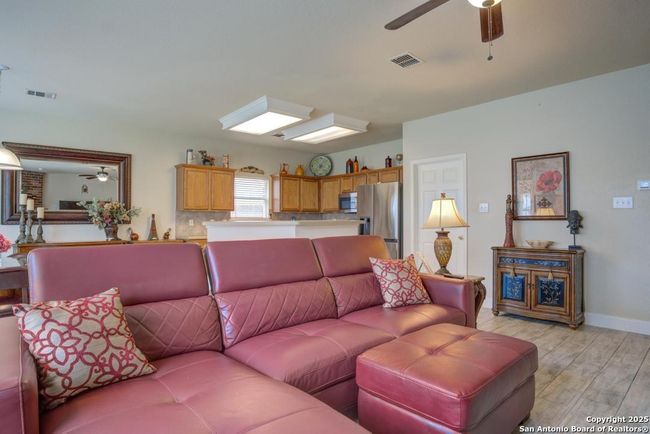 8747 Feather Trl, House other with 4 bedrooms, 3 bathrooms and null parking in Helotes TX | Image 14