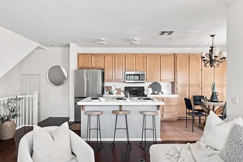 82-625 Corte Patio, Chula Vista, CA, 91914-5005 | Card Image