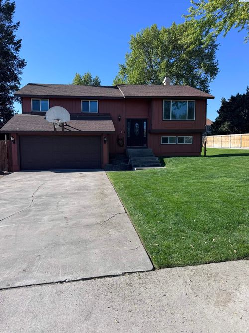 1201 W 17th Pl, Kennewick, WA, 99337 | Card Image