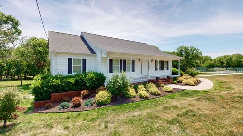 1909 Pointe Barton Dr, Lebanon, TN, 37087-9053 | Card Image
