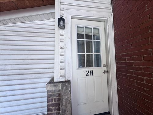 2r-520 Brinton Ave, Trafford, PA, 15085-1081 | Card Image