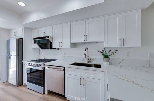 b-10425 Hayford St, Bellflower, CA, 90706 | Card Image