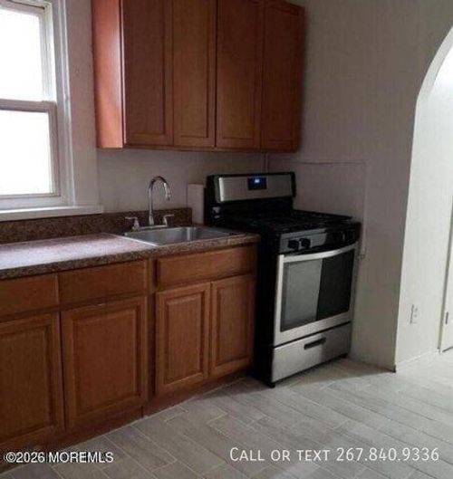 b-40 Shore Blvd, Keansburg, NJ, 07734-1649 | Card Image