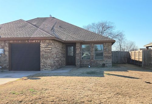 931 Robineta Ln, Gunter, TX, 75058-2130 | Card Image