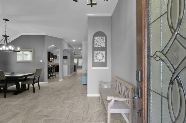 Entry | Image 6