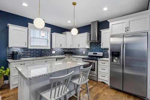 a-913A Cahal Ave, Nashville, TN, 37206-3308 | Card Image