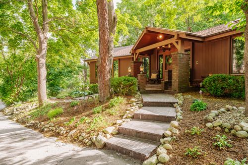 W208S6977 High Bluff Dr, Muskego, WI, 53150-9088 | Card Image