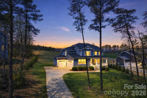4243 Island Fox Ln, Denver, NC, 28037-0257 | Card Image