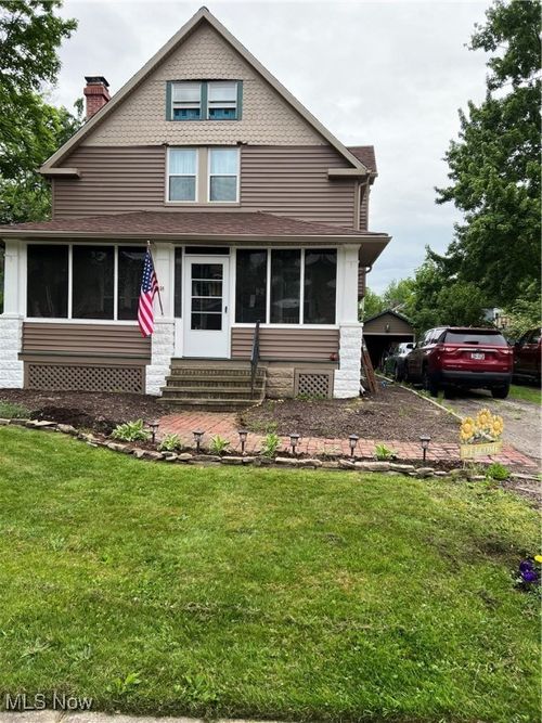 56 3rd Ave, Berea, OH, 44017-1263 | Card Image