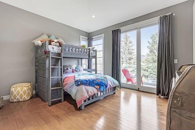 127 35 Street Nw, Home with 4 bedrooms, 3 bathrooms and 2 parking in Calgary AB | Image 23