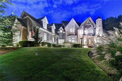 829 Big Horn Holw, Suwanee, GA, 30024-1764 | Card Image