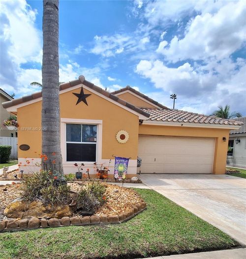 2102 Nw 193rd Ave, Pembroke Pines, FL, 33029-4616 | Card Image