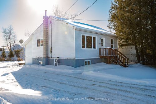 1631 Cholette St, North Bay, ON, P1A0B2 | Card Image