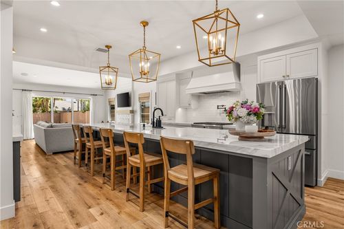 2080 Orange Ave, Costa Mesa, CA, 92627-2101 | Card Image